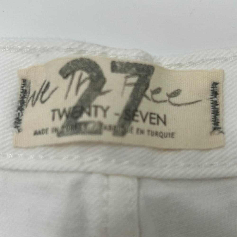 Free People Maggie Mid Rise Distressed Jean Shorts Optic White Women 27 NWT - Picture 2 of 9